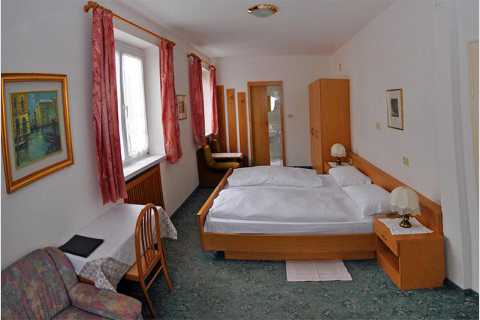 Pension Planta** Doppelbettzimmer