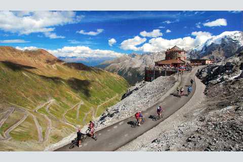 Alpine guesthouse Tibet Hut  Stelvio Pass in South Tyrol