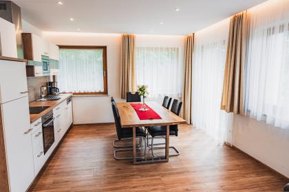 Apartment No. 1, eat-in kitchen Apartment No. 1, eat-in kitchen